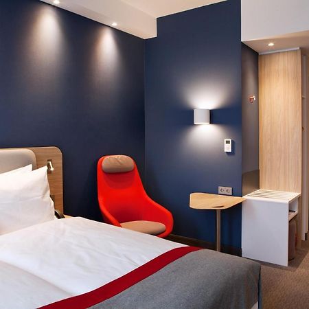 Holiday Inn Express - Kaiserslautern By Ihg Екстериор снимка