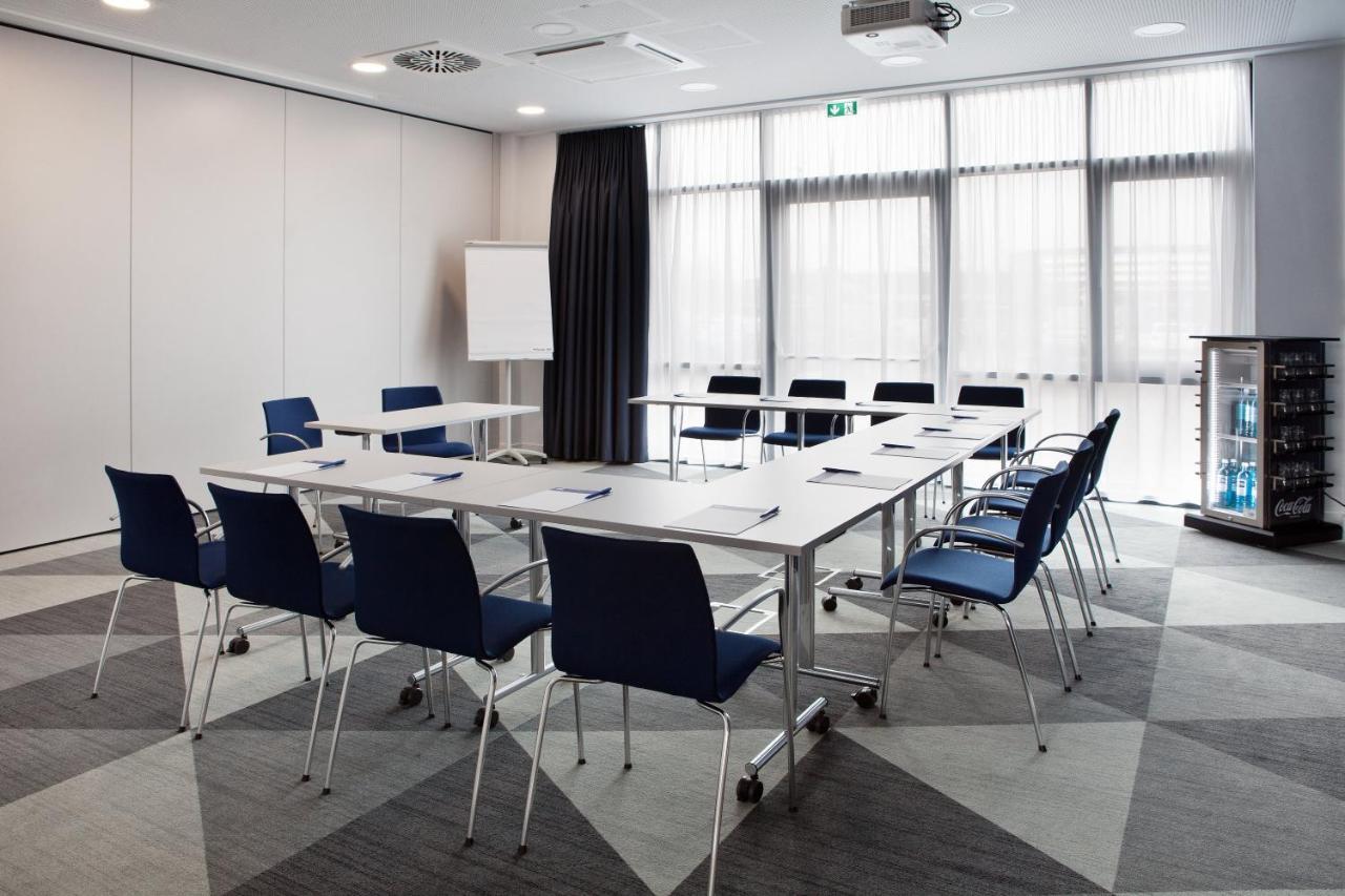 Holiday Inn Express - Kaiserslautern By Ihg Екстериор снимка